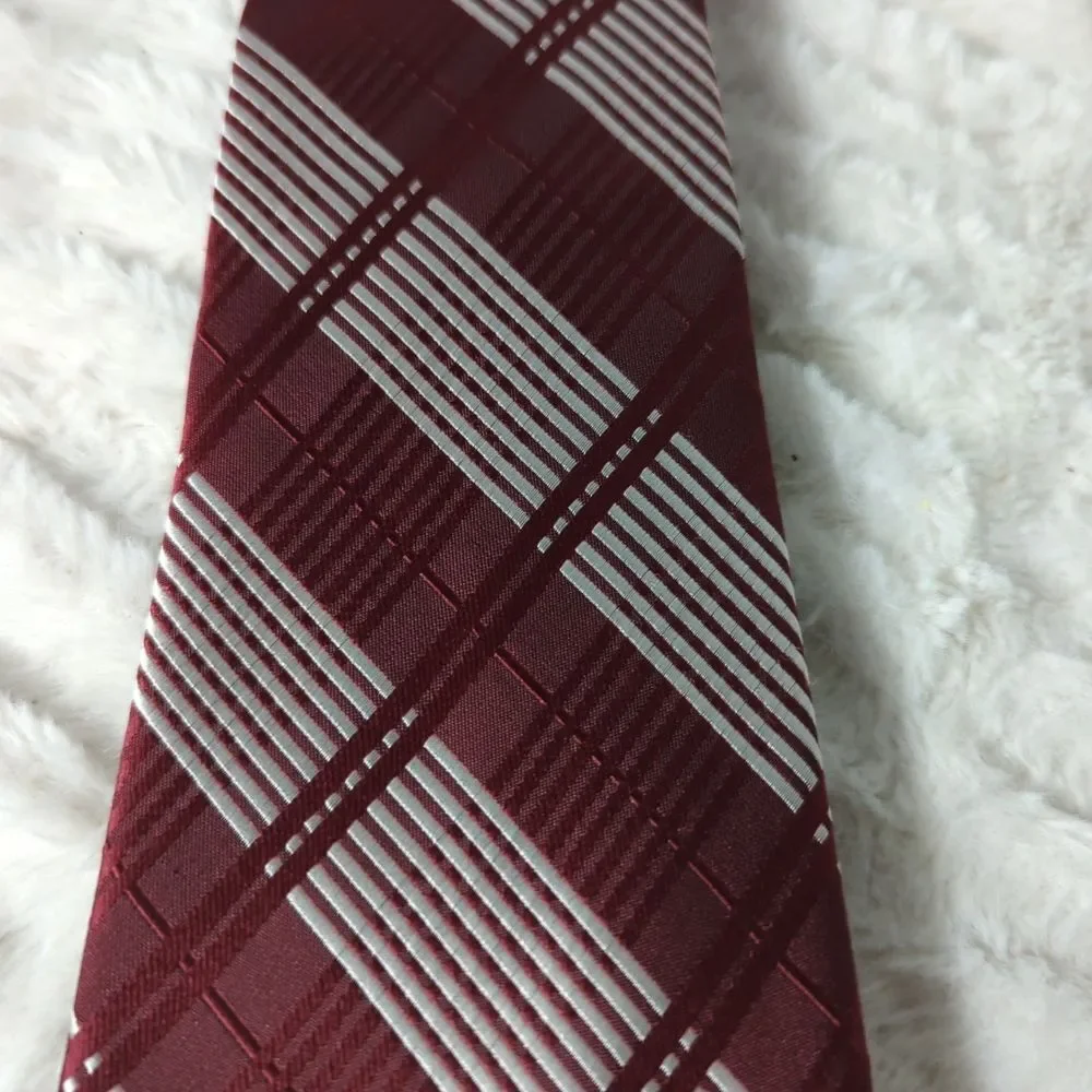 Eagles Wings Men's‎ Mississippi State Maroon Stripped Neck Tie